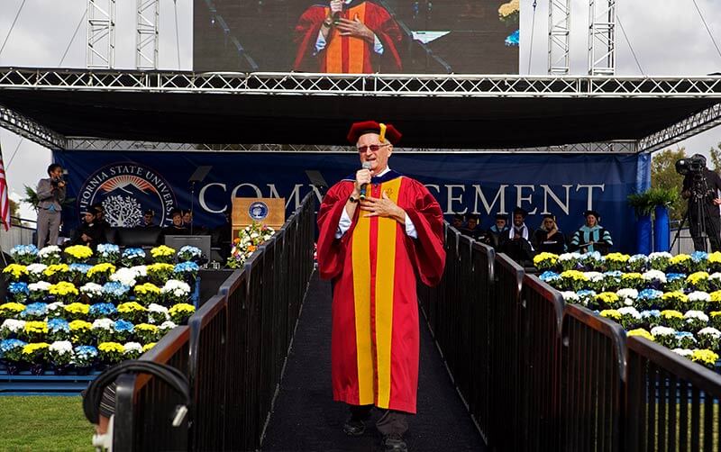 Bedell speaking at Commencement