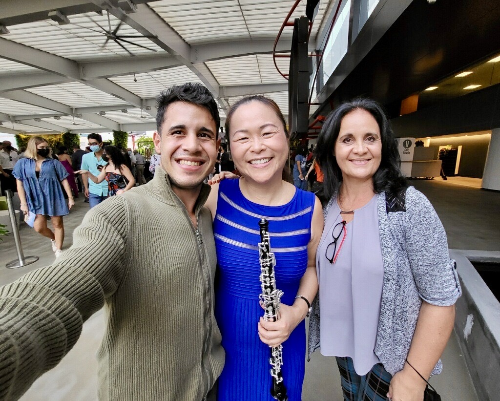 Jesus Ramos with musicians