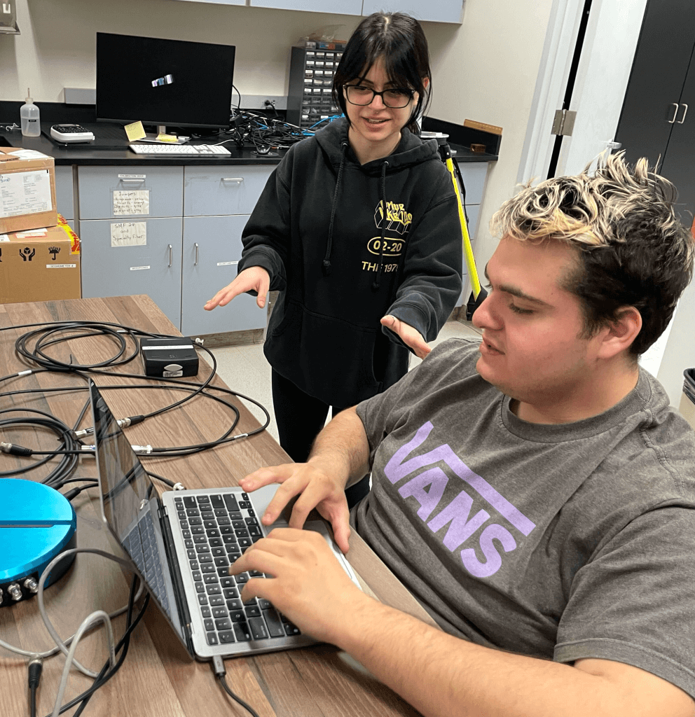 cosmic explorer students working on gravitational-wave research