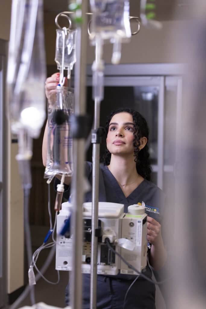 Fajer Al-Najjar working in hospital