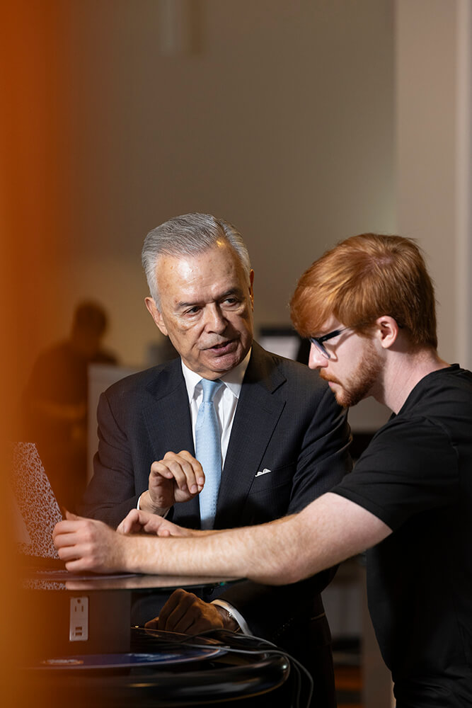 Alum Raúl Tapia and Cal State DC scholar Colson Houck Teal