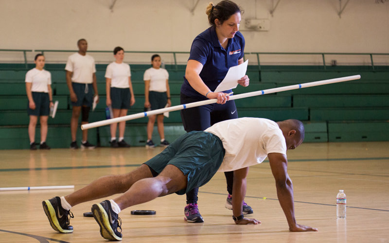 Caitlun Heredia working with recruits