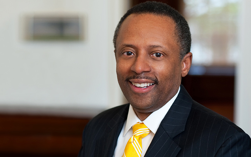 Earl Lewis