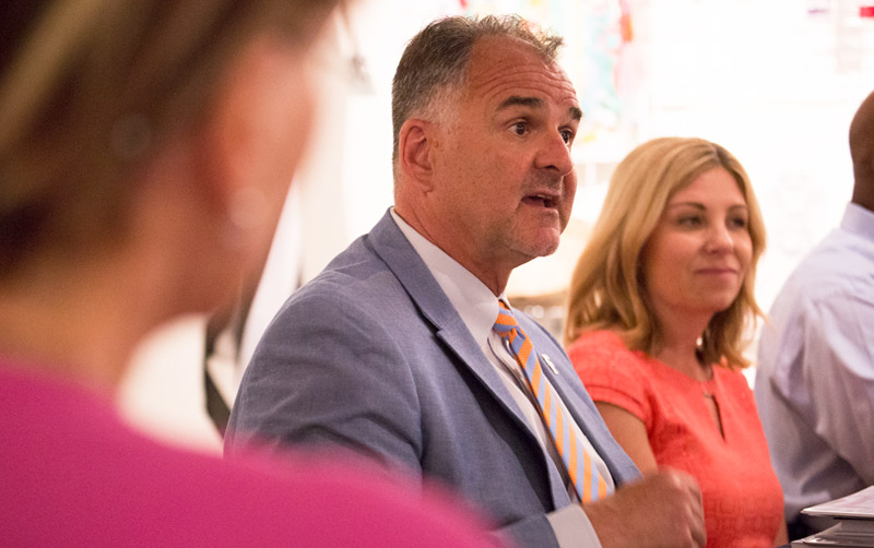 Framroze Virjee Meets with Santa Ana Community