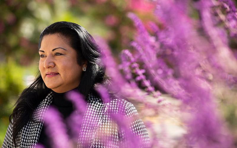 Zoila Gallegos