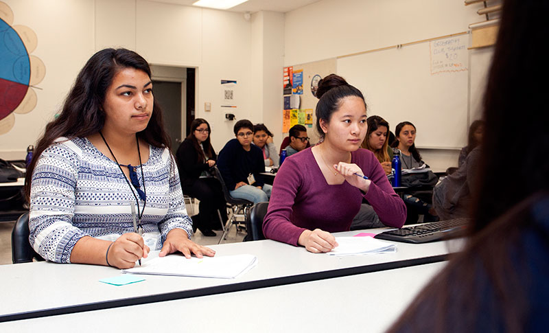 Local High School Students GEAR UP for College | CSUF News