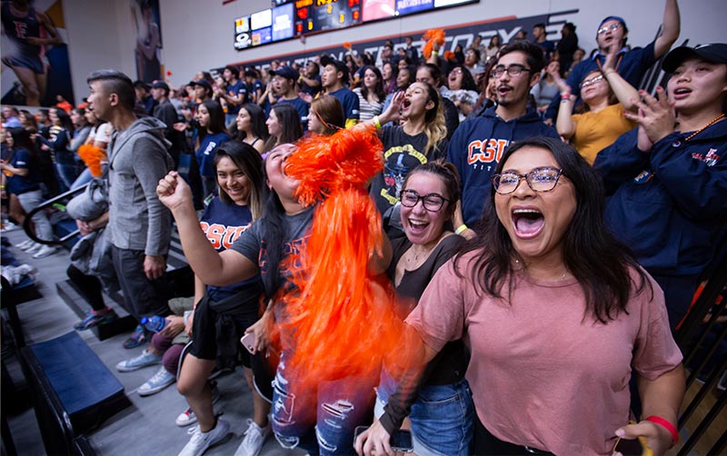 Homecoming crowd cheering