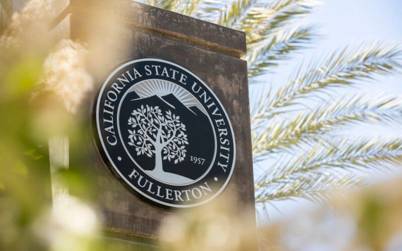 CSUF Seal