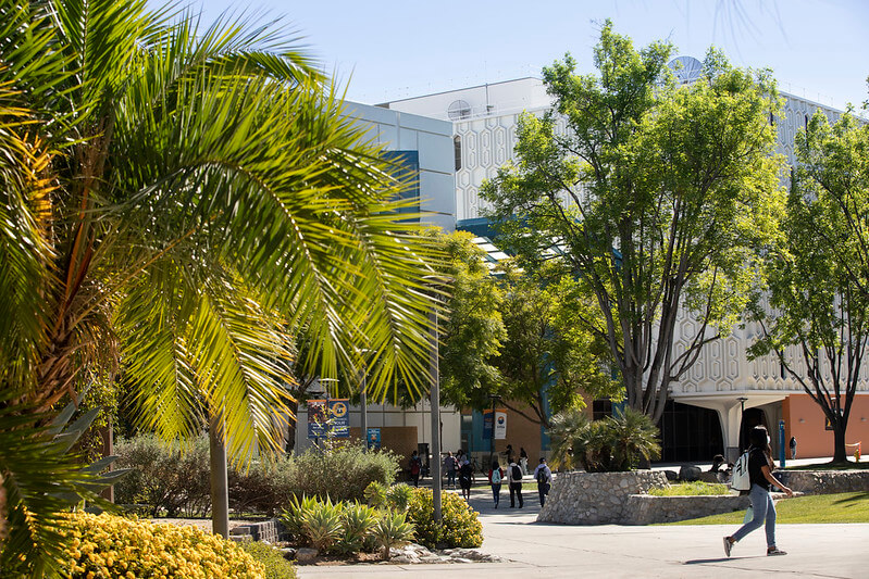 Students Welcomed Back to Campus for 2022-23 Academic Year | CSUF News