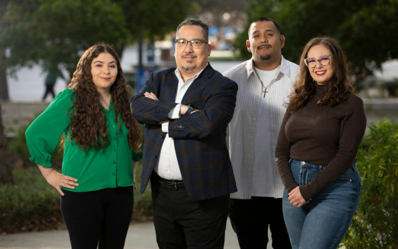 Alexandro Gradilla and Latinx Storylab Students