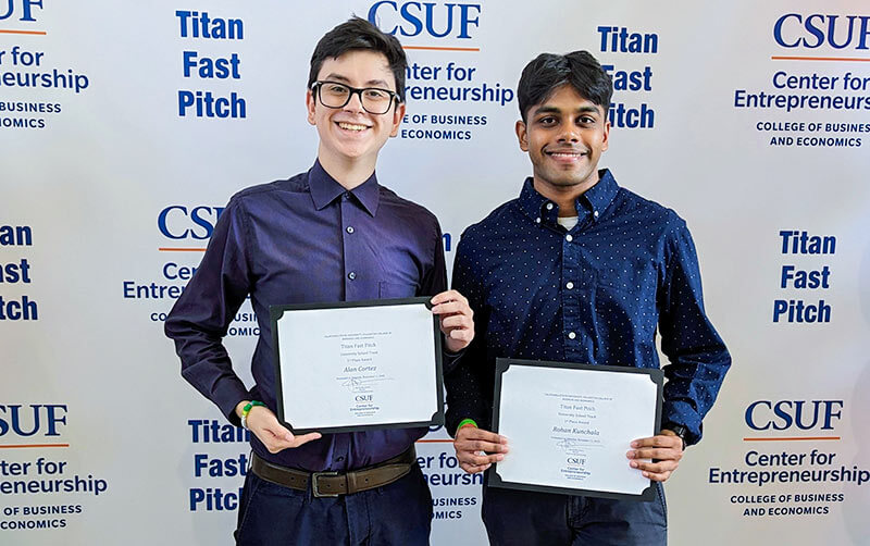 Student Entrepreneurs Take First Place for Food Bank and Pantry App