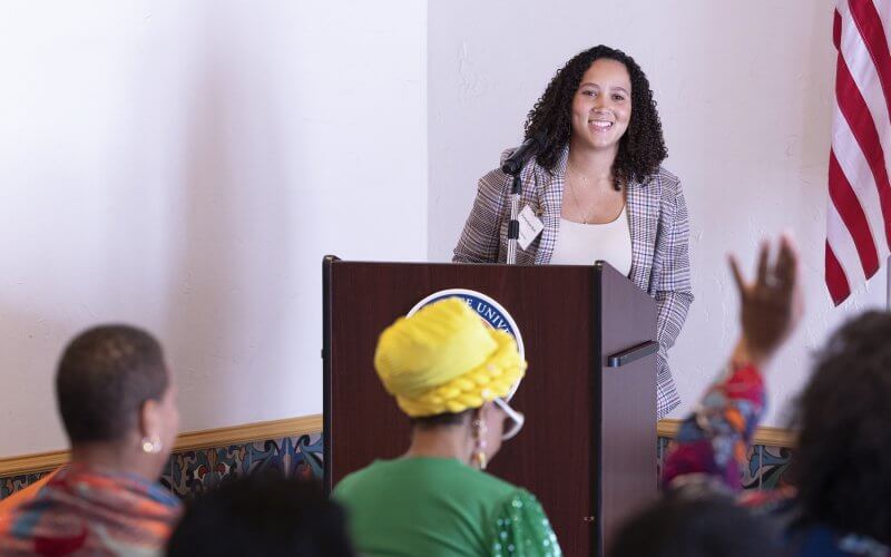 Domonique Beck presents her research on prison abolition