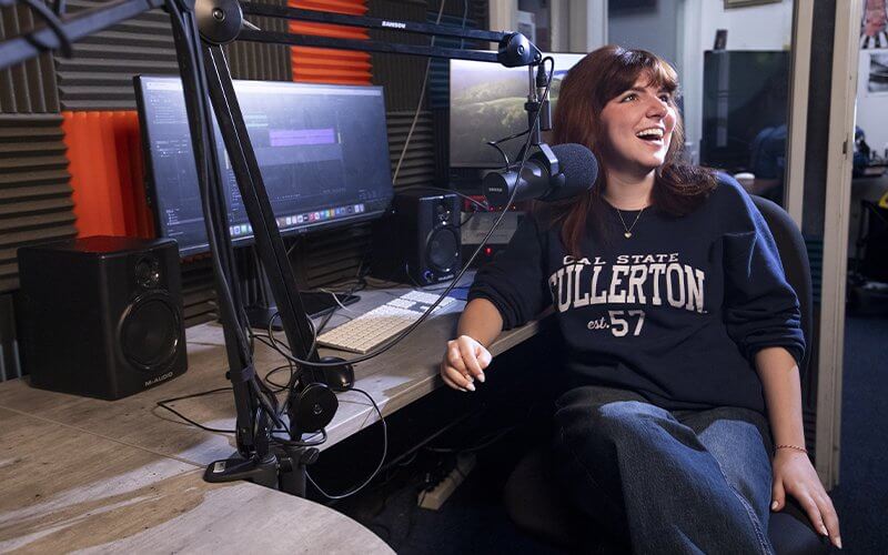 Arianna Hartman Titan Radio