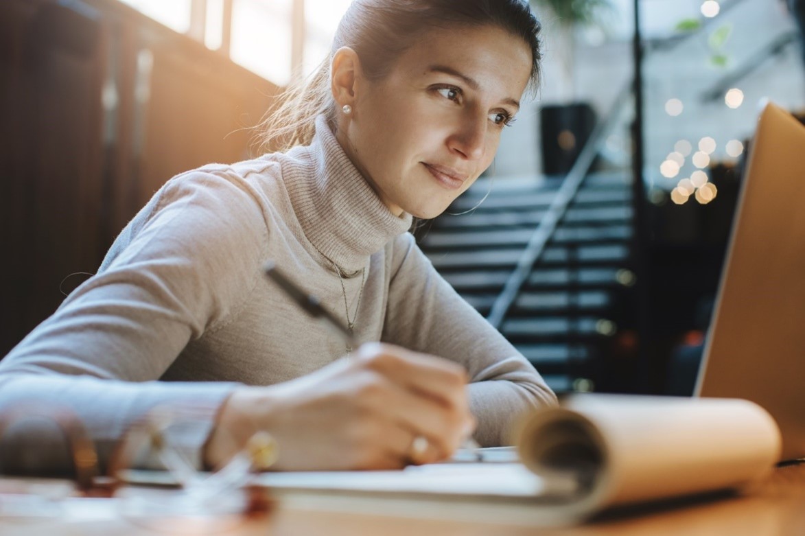 A Guide to Financial Planning for a CSUF Online Business Degree