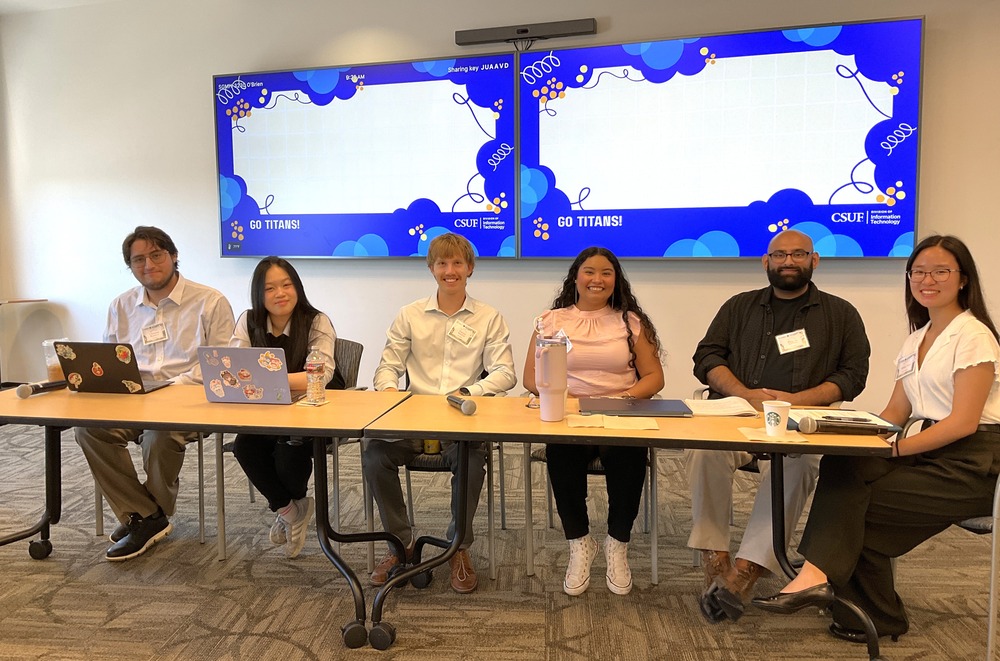 Students participate in an event hosted by the Gianneschi Center for Social Impact in Business.