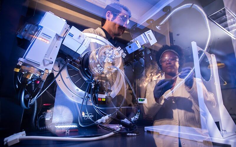 Student Garrett Mahler and faculty research adviser Joya Cooley