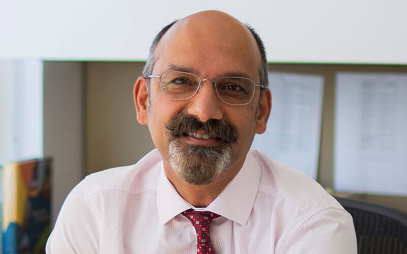 Portrait of Vivek Mande
