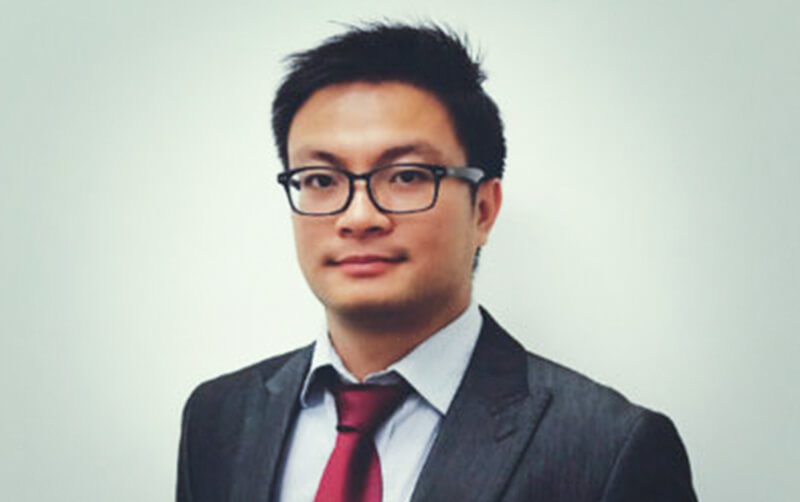 Yinfei Kong