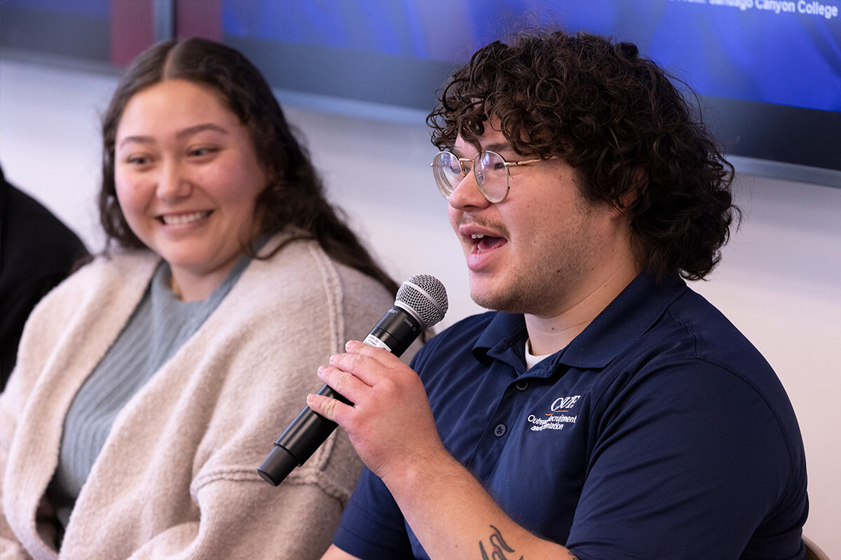 CSUF student Ladislao Figueroa participates in a panel about the transfer student experience.